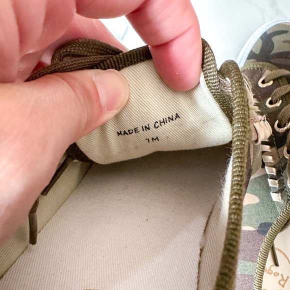 Jack Rogers Carter Camo Sneakers Sz 7 - Picture 7 of 9